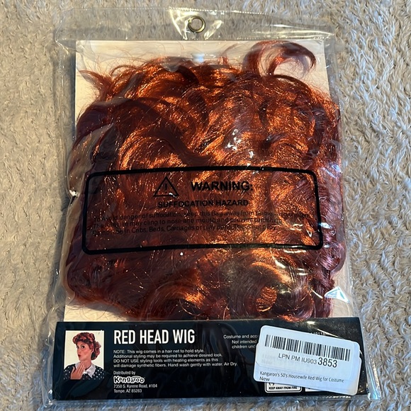Kangaroo One Size Fits Most Red Head Wig. - Picture 2 of 2